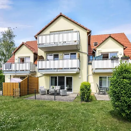 Zur Meeresmuschel Nr.10